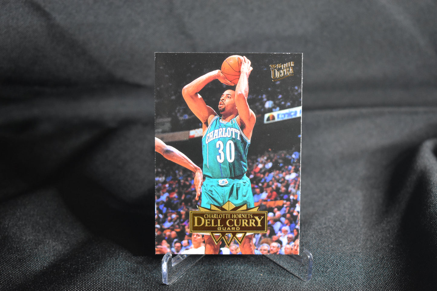 1995-96 Fleer Ultra - Dell Curry #19