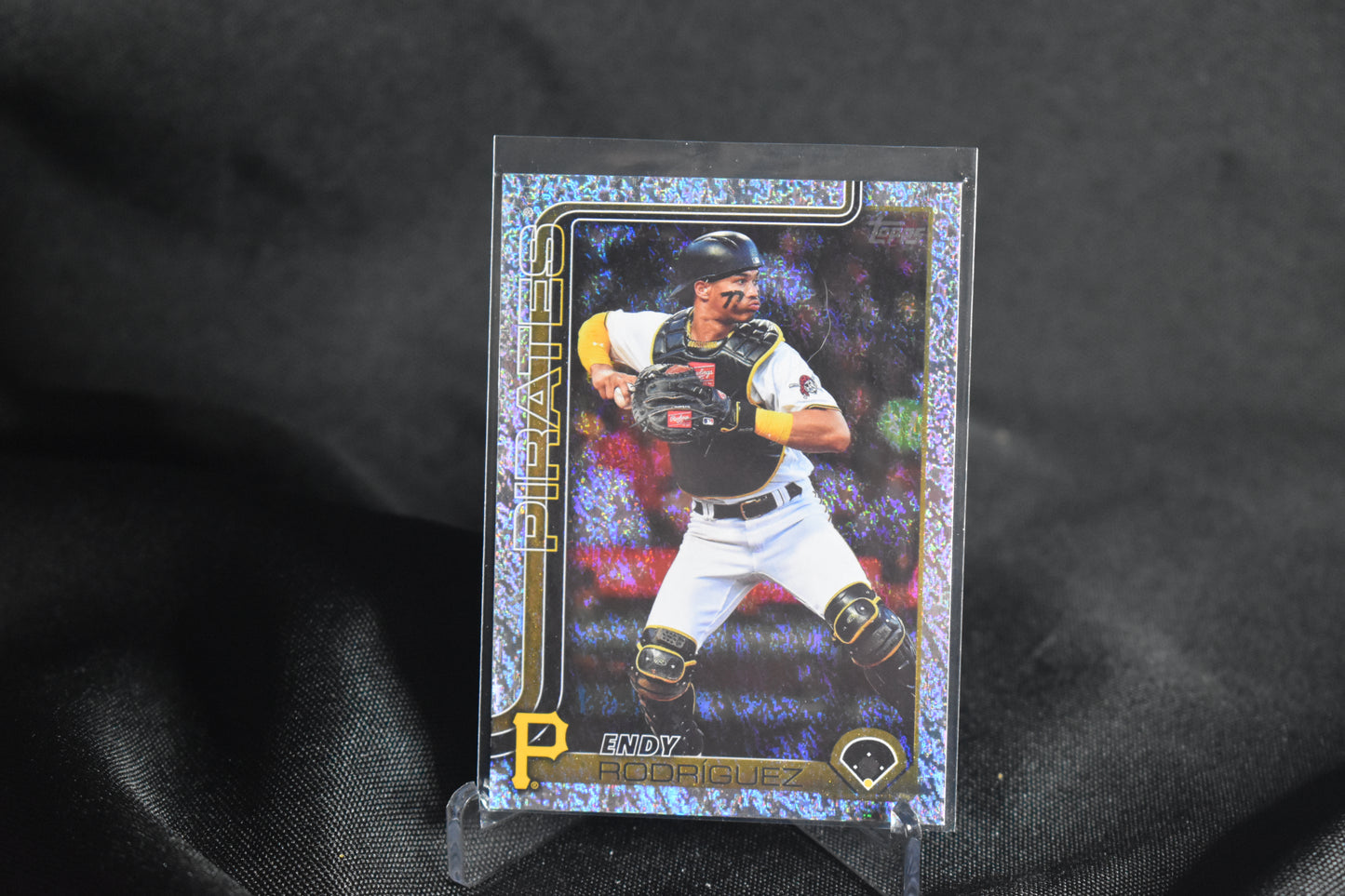 ⚾ Endy Rodriguez – 2025 Topps Series 2 #564 Sandglitter