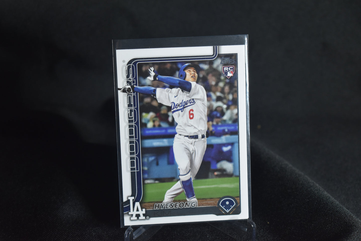 ⚾ Hyeseong Kim RC – 2025 Topps Series 2 #573