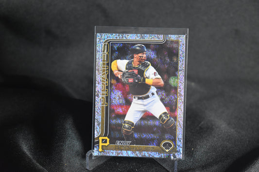⚾ Endy Rodriguez – 2025 Topps Series 2 #564 Sandglitter