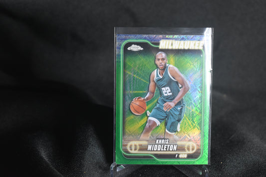 🏀 Khris Middleton – 2024-25 Topps Chrome #75 (Green Refractor)